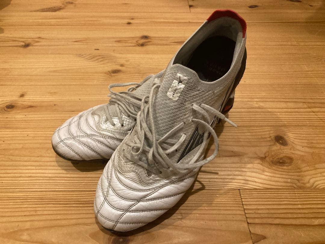 Mizuno Morelia ネオ4β ホワイト