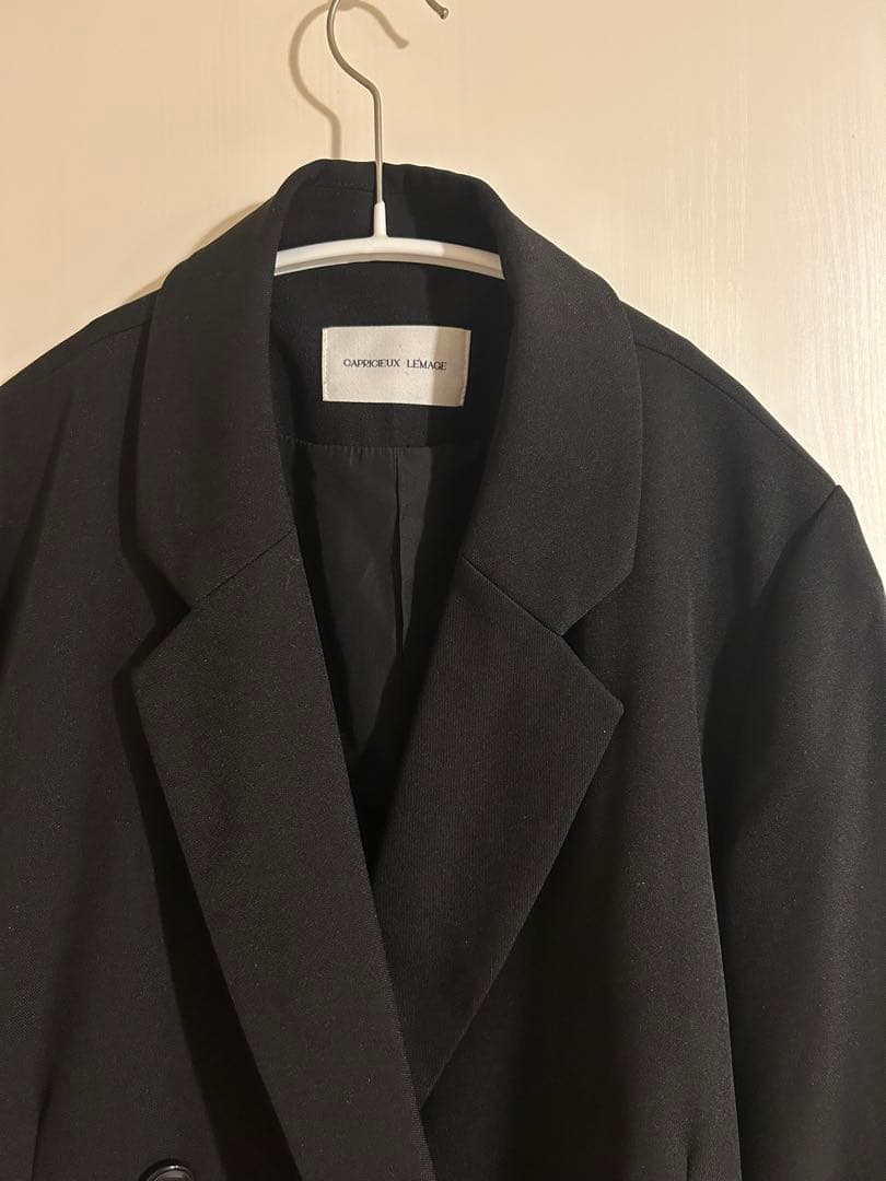 美品　カプリシューレマージュ　Ｗテーラージャケット　ブラック