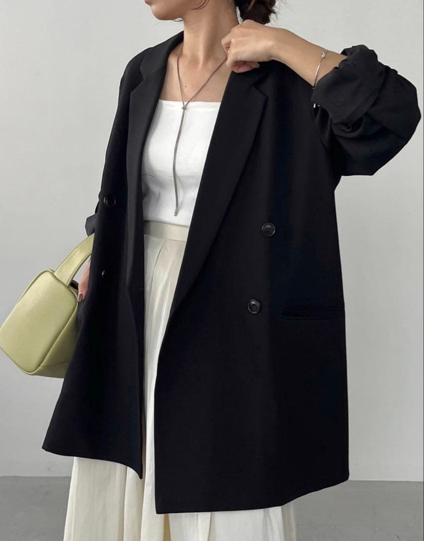 美品　カプリシューレマージュ　Ｗテーラージャケット　ブラック