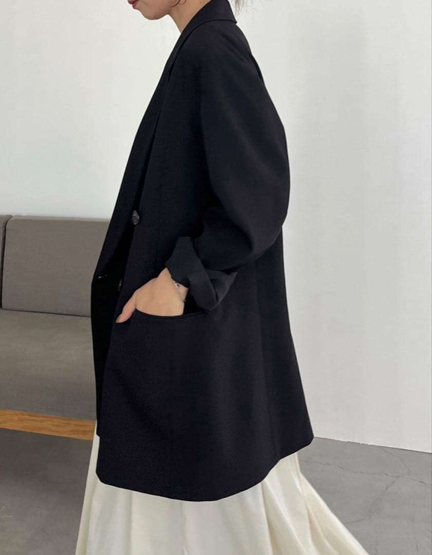 美品　カプリシューレマージュ　Ｗテーラージャケット　ブラック