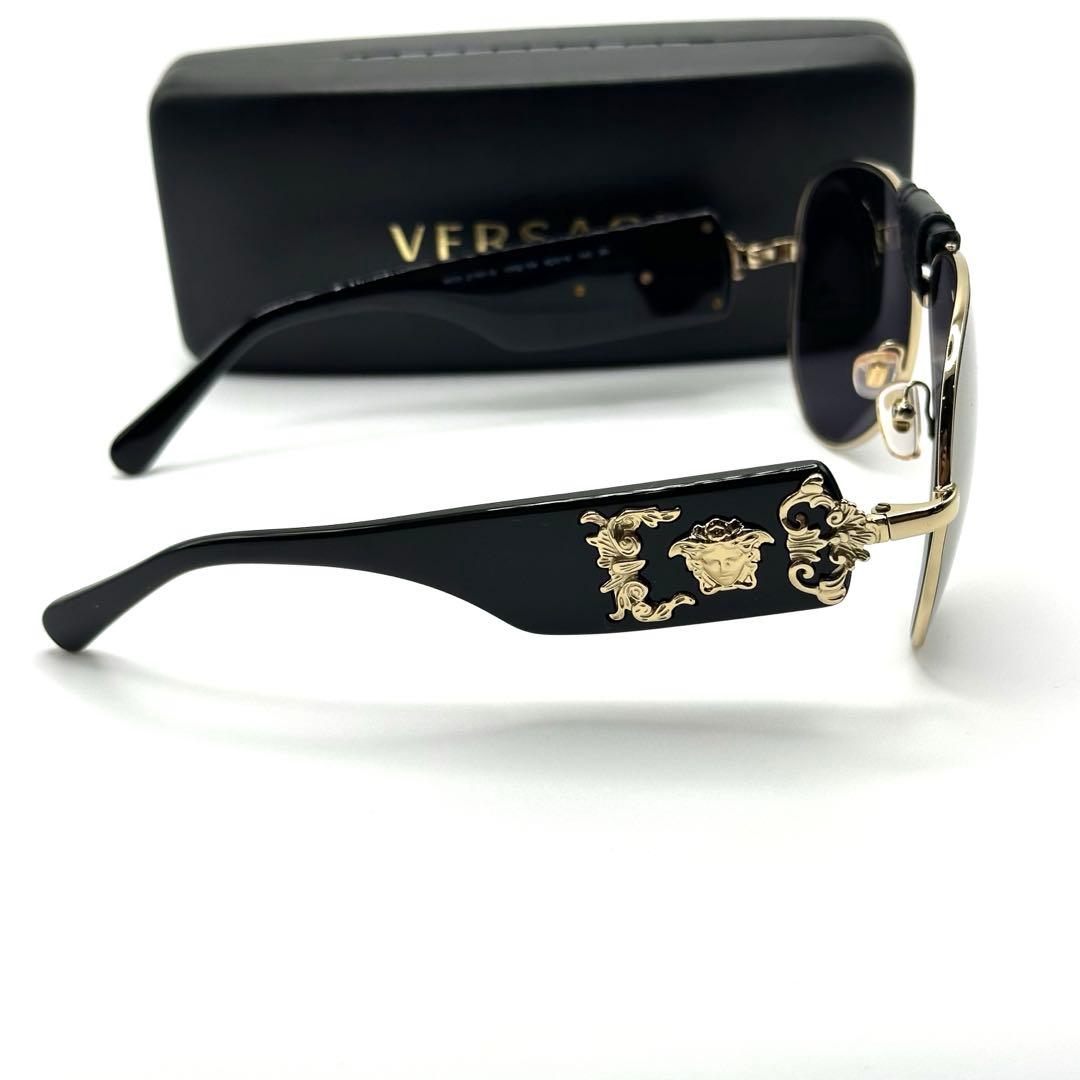 ヴェルサーチ　サングラス　メガネ　メデューサ　ブラック
