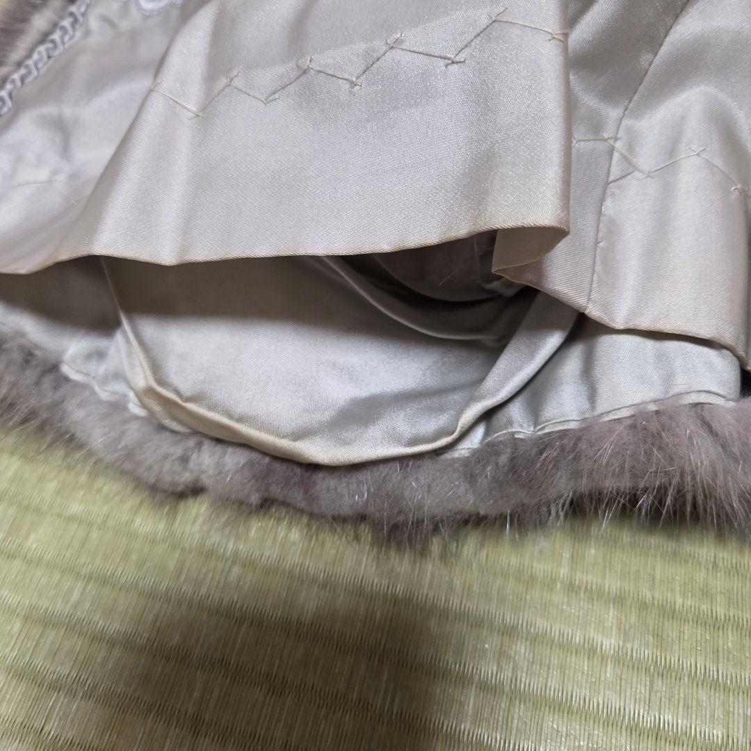 美品 グレージュ 裏地花柄 11号 サファイアミンク グレー系