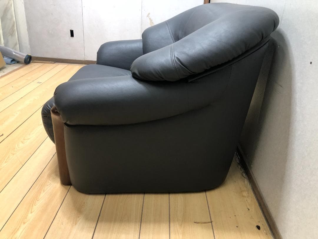 送料無料 ソファ 一人掛け レザー 本革風 木製フレーム モダン 75032-