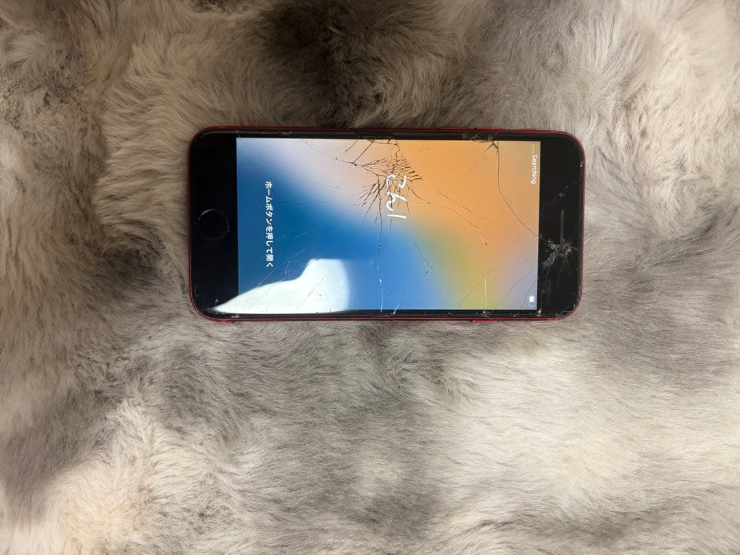 iPhone SE 第2世代レッド