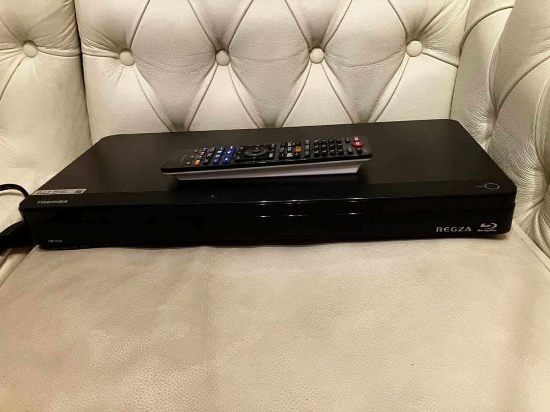 TOSHIBA ブルーレイレコーダーDBR-Z620 2015年製　リモコン付属