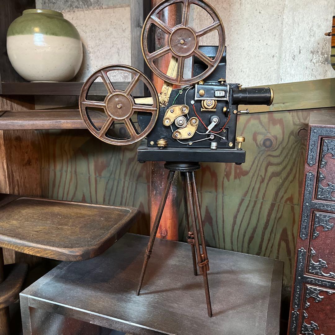 プロジェクターオブジェ