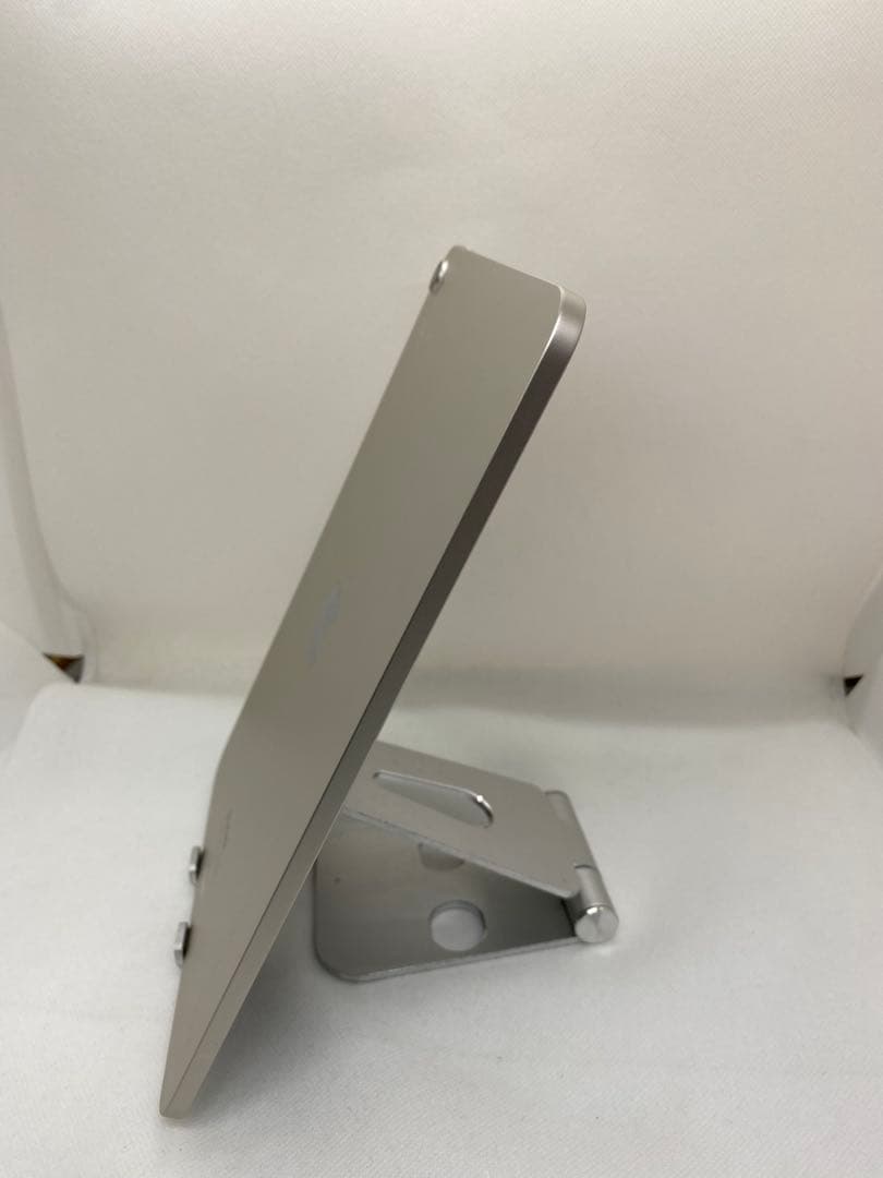 Ipad Air 第5世代 64GB WiFi モデル　K30KR