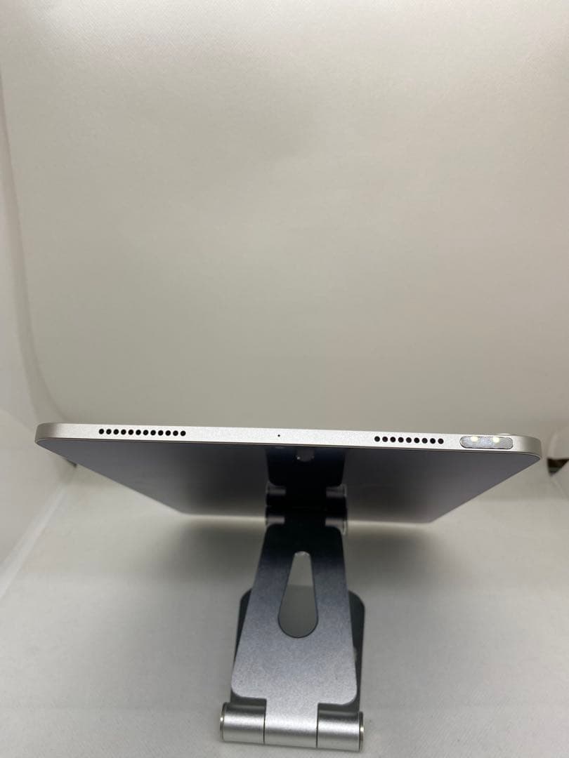 Ipad Air 第5世代 64GB WiFi モデル　K30KR