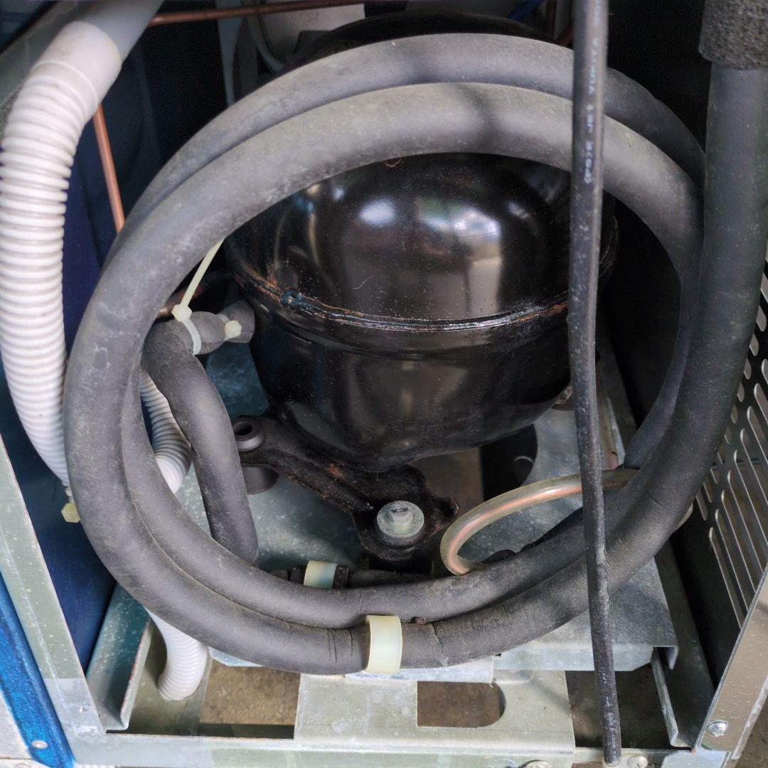 大和冷機　コールドテーブル　台下冷蔵庫　厨房