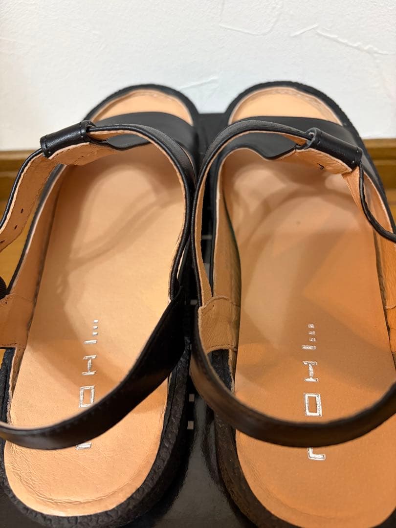 MOHI / Tストラップサンダル 38