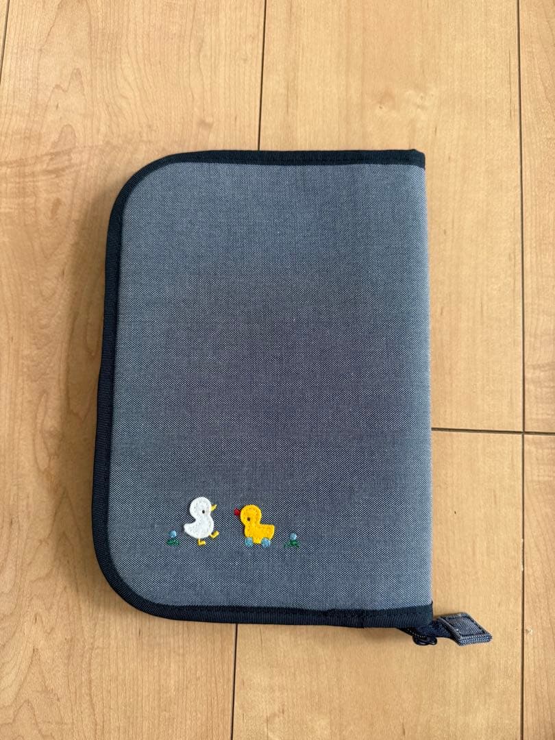 ファミリア　未使用　母子手帳ケース