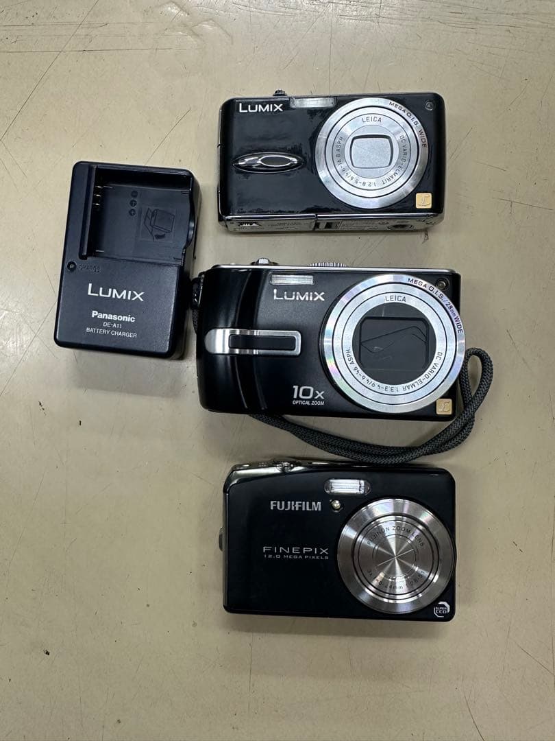 Panasonic LUMIX & Fujifilm FINEPIX 3台セット