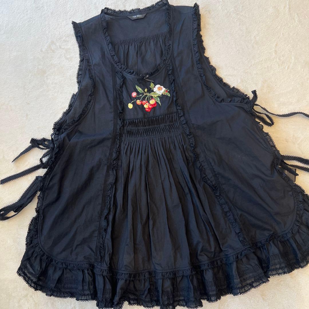 【美品】ピンクハウス　さくらんぼ刺繍　ダブリエ