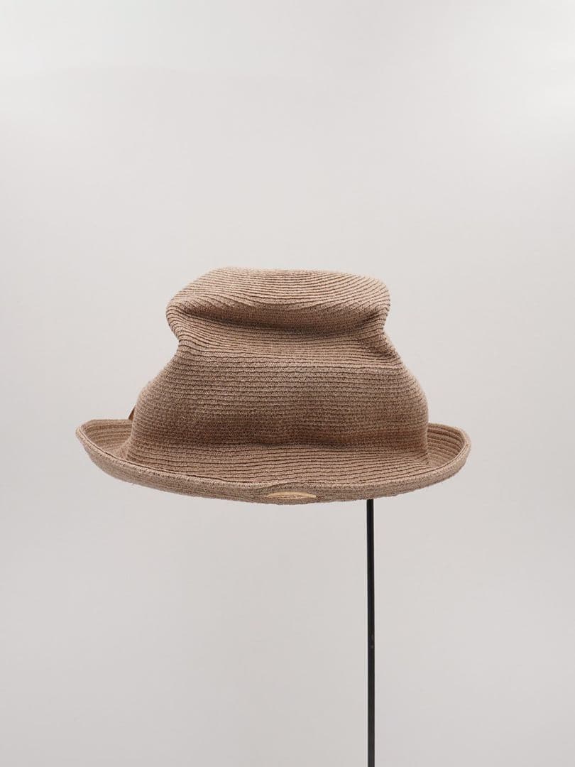 tocit benda ハット