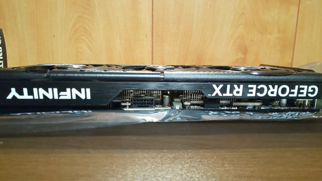 グラフィックボード・グラボ・ビデオカード Palit GeForce RTX 5070 Infinity 3