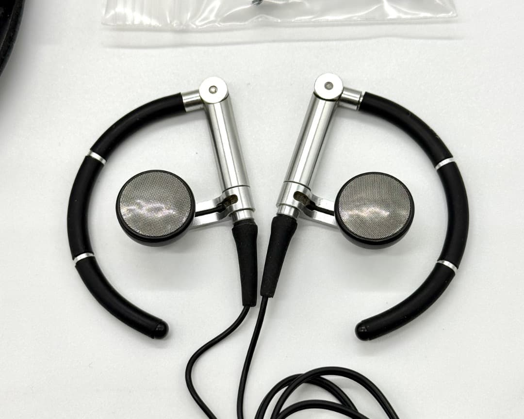 BANG & OLUFSEN A8 イヤホン バング&オルフセン