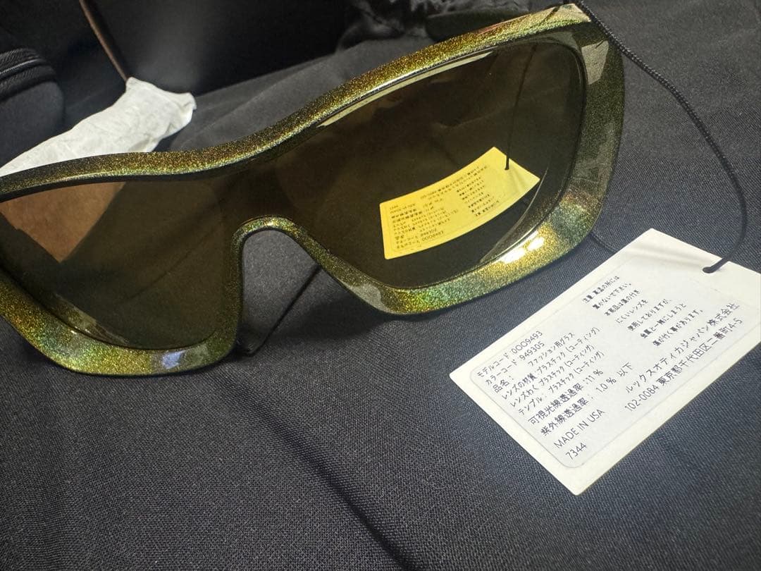 Oakley サングラス　内因子ページ