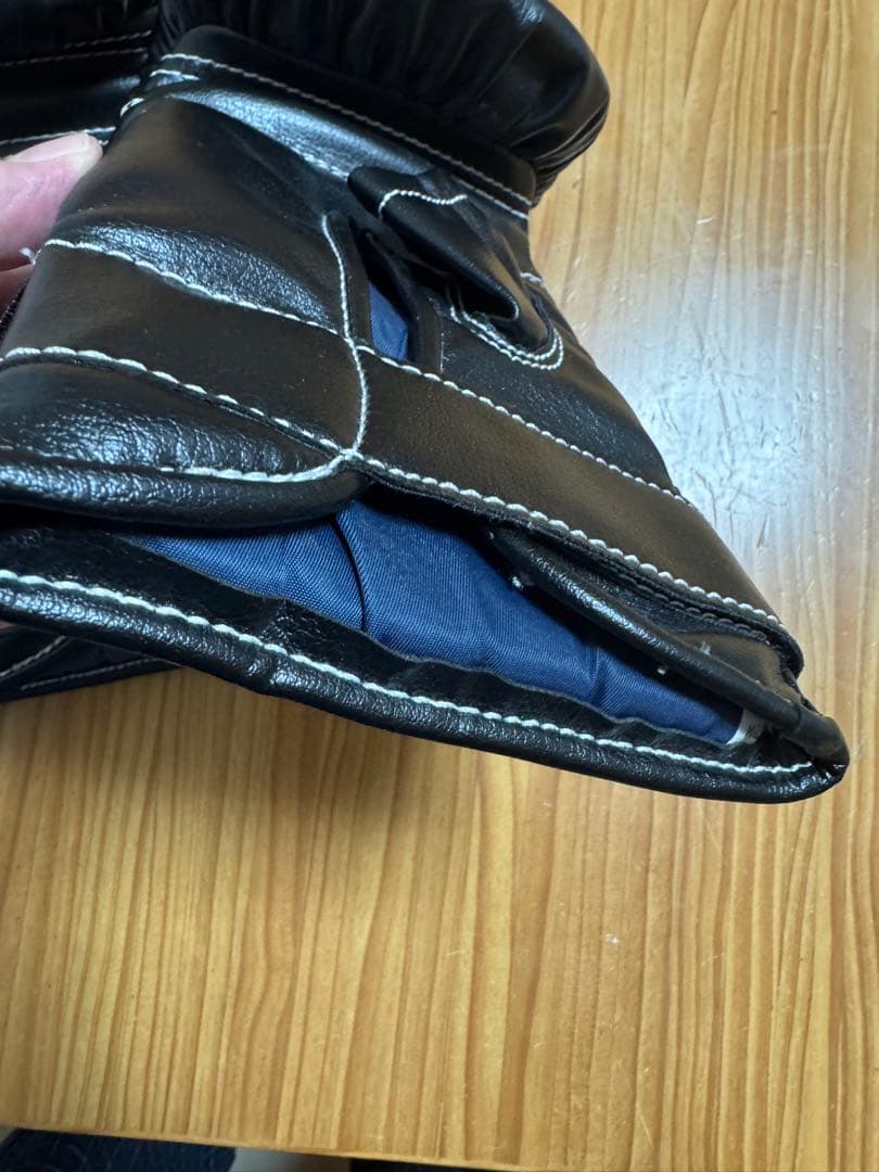 Winning ボクシングパンチンググローブ ブラック