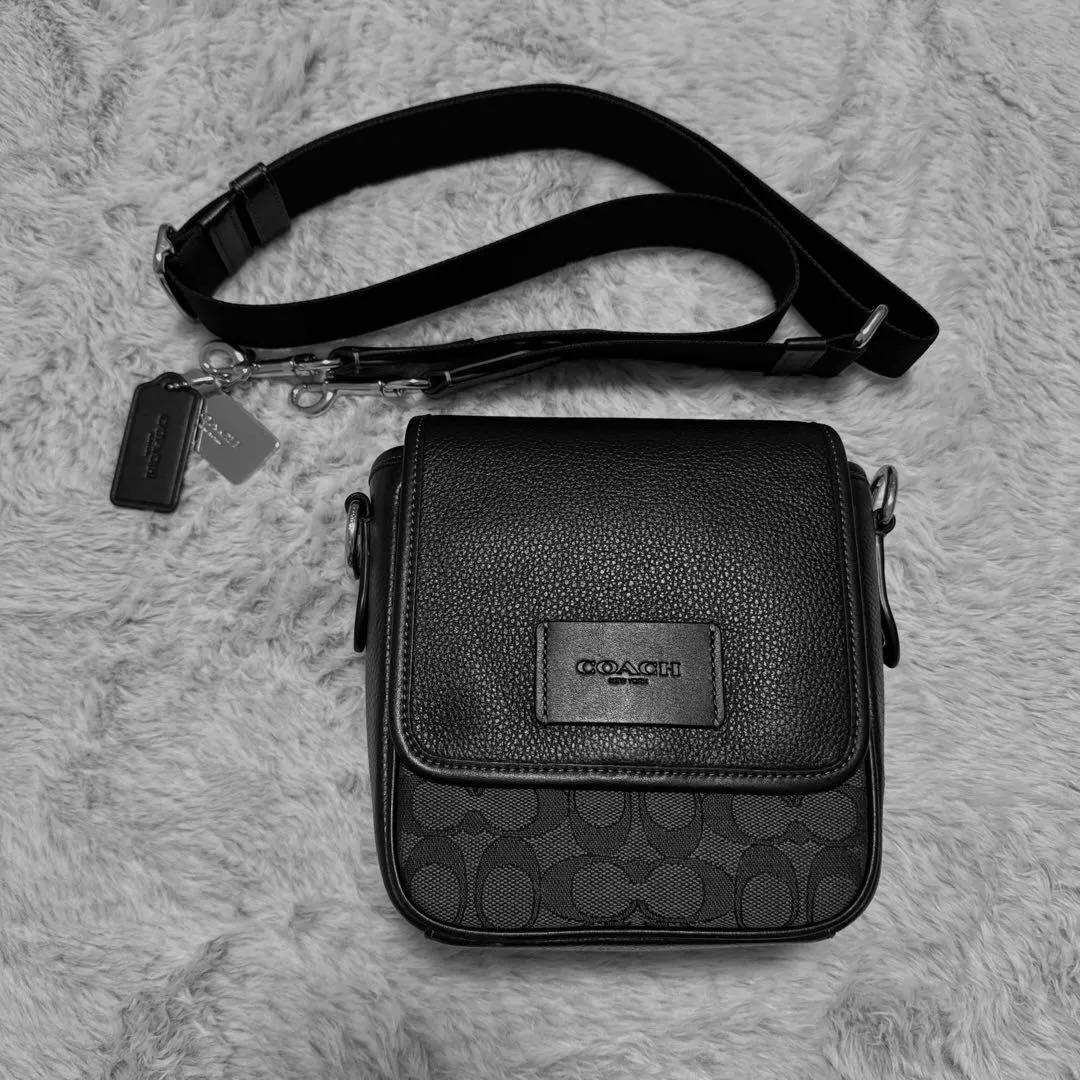 ［最終値下げ］COACH ブラック ショルダーバッグ コーチ メンズ バッグ