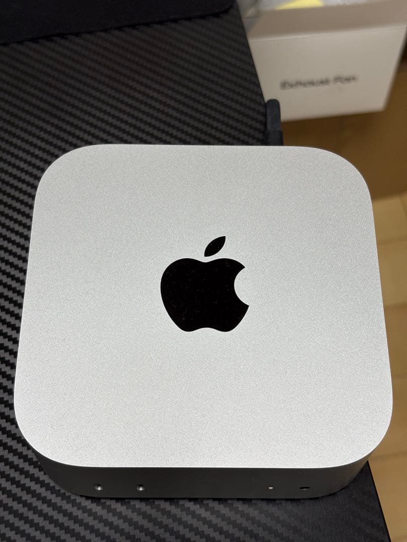 Macデスクトップ M4 Mac mini. 16GB/256GB