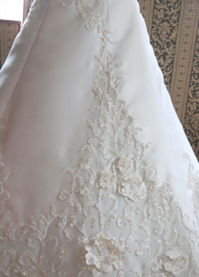 595グレースGRACEワンショルダー高級ウェディングドレス7号9号11号S～M