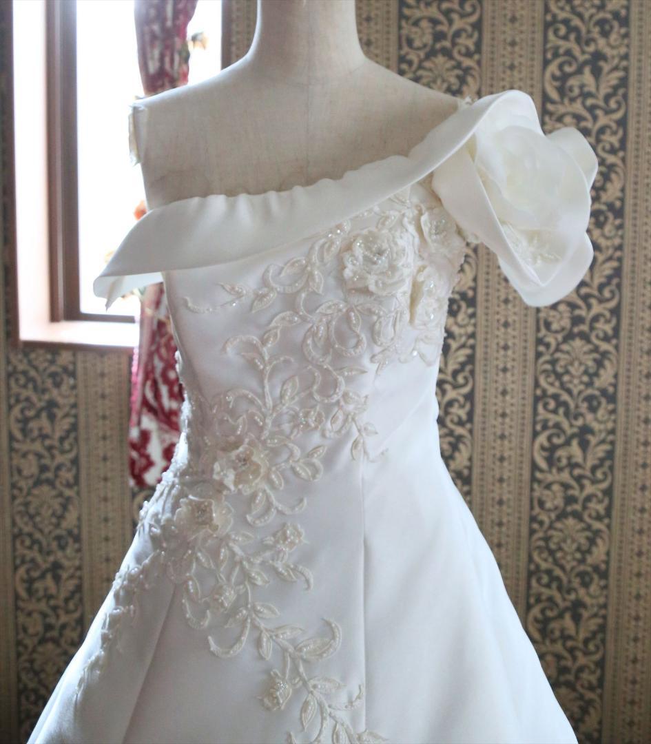 595グレースGRACEワンショルダー高級ウェディングドレス7号9号11号S～M