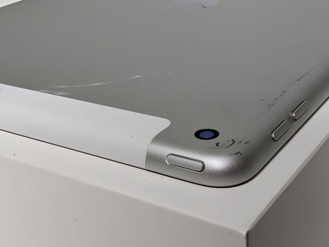 か*ん様 Apple iPad 第7世代　WiFi+Cellularモデル　12