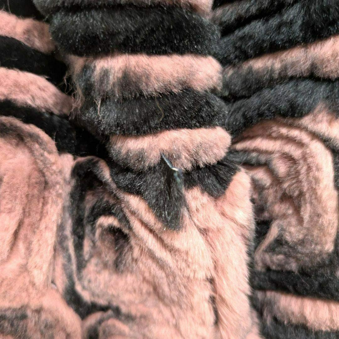 【希少】ミンク襟 × レッキスラビット 薔薇柄 リアルファーコート ピンク