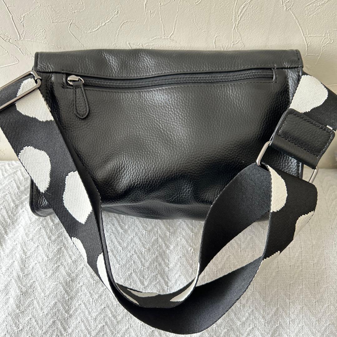 メッセンジャーバック