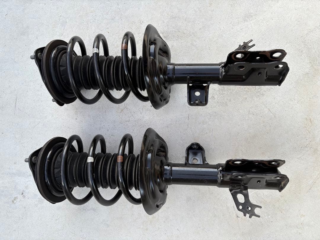 トヨタ カムリ WS 純正サスペンション