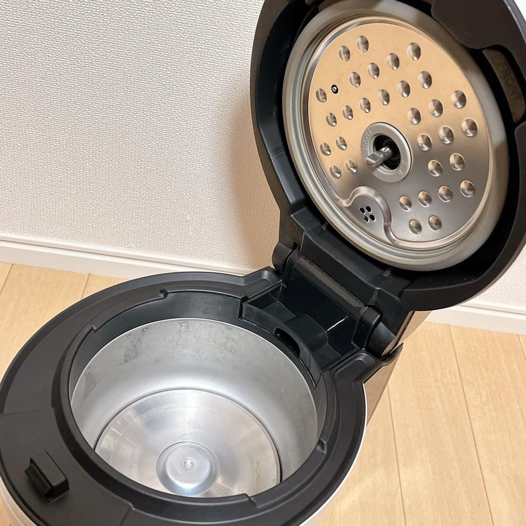 ホットクック KN-HW10E-W 1.0L ヘルシオ　【匿名配送】