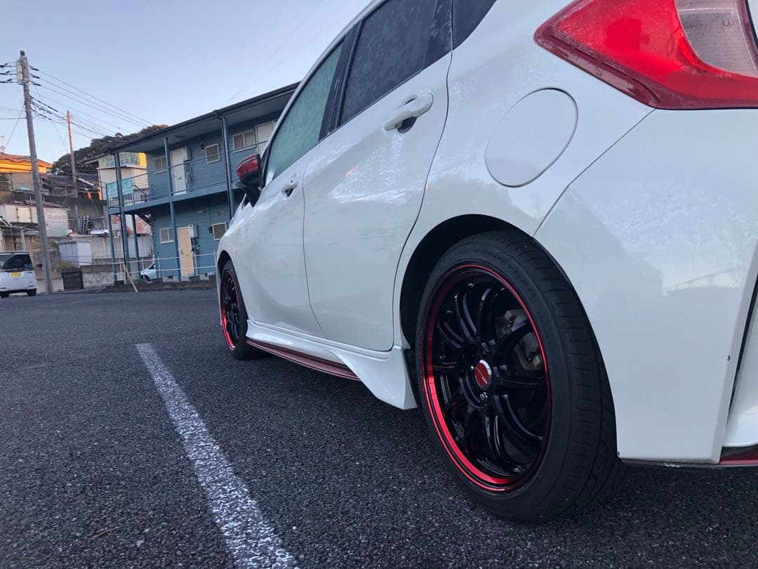 【神奈川県に引き取れる方限定！】WORK EMOTION ZR10 17インチ