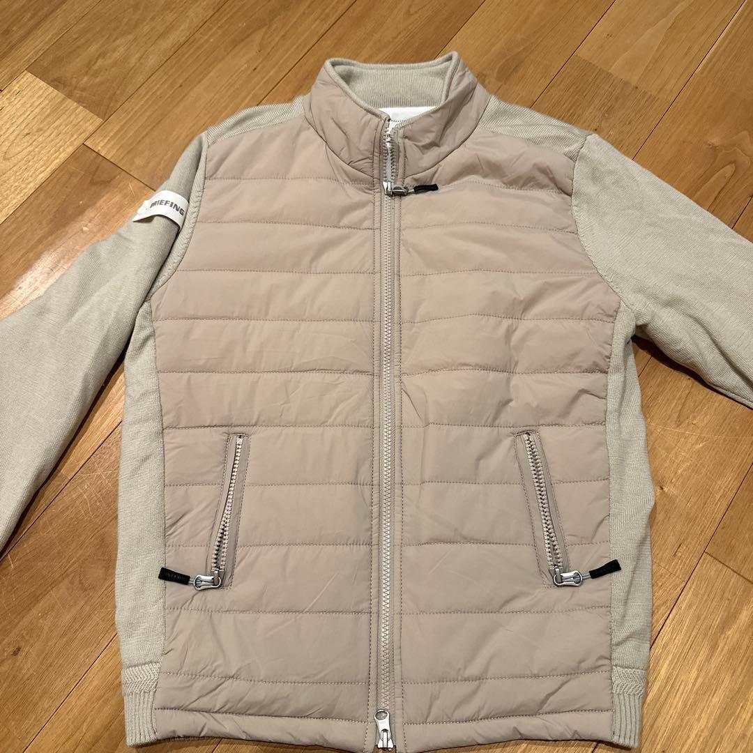 ブリーフィングゴルフ　ベージュセットアップ　美品　Lサイズ