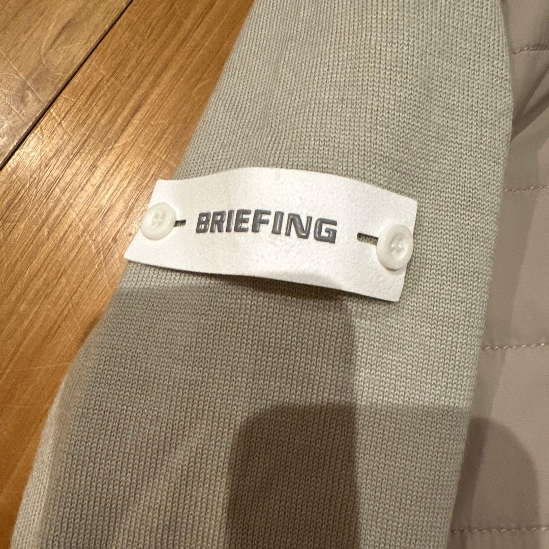 ブリーフィングゴルフ　ベージュセットアップ　美品　Lサイズ