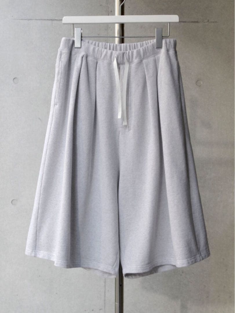 ANCELLM 3/4 TUCK SWEAT SHORTS グレー