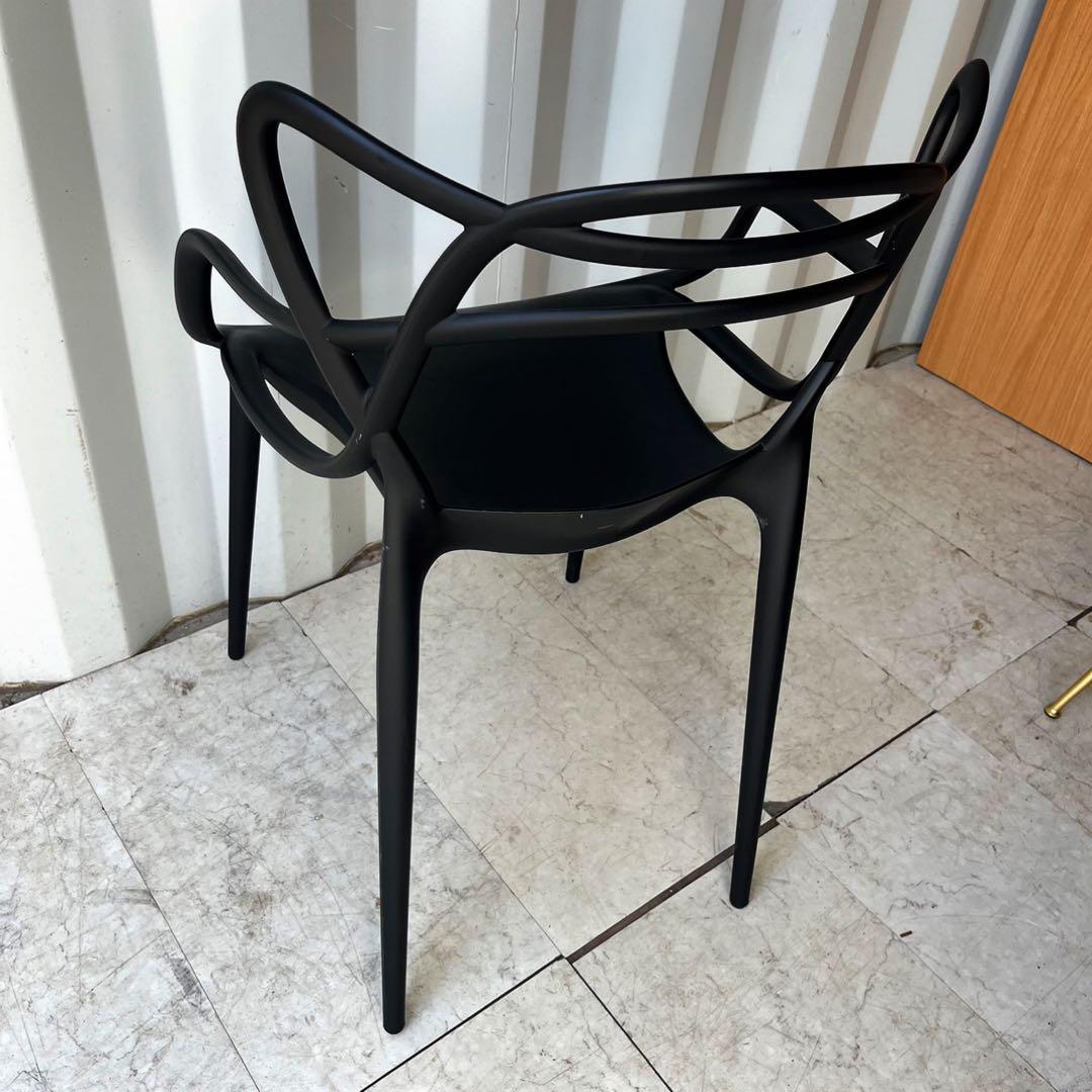 取付無料！カルテル マスターズチェア ブラックスタッキング ダイニングチェア