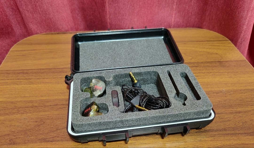 1964 EARS カスタムIEM クリアイエロー