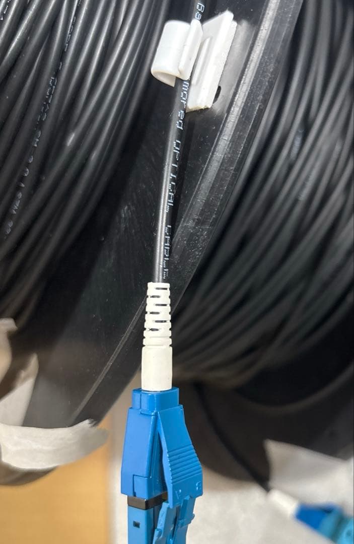 【新品】2芯光ファイバーケーブル 100m (2LC-2LC)