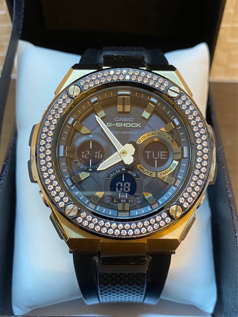 【お得品】G-SHOCK GST-W100G 1AJF ゴールド　カスタムベゼル