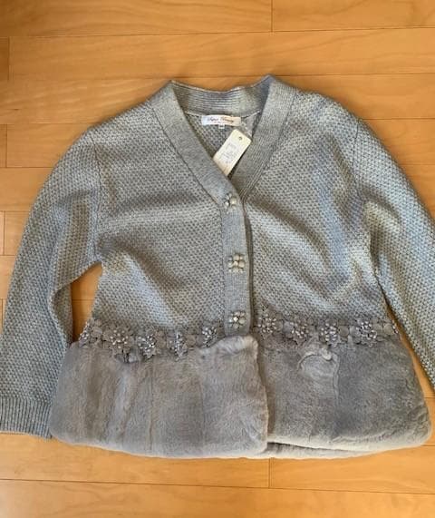 新品スーパービューティー40グレー ニットファーカーディガン 40