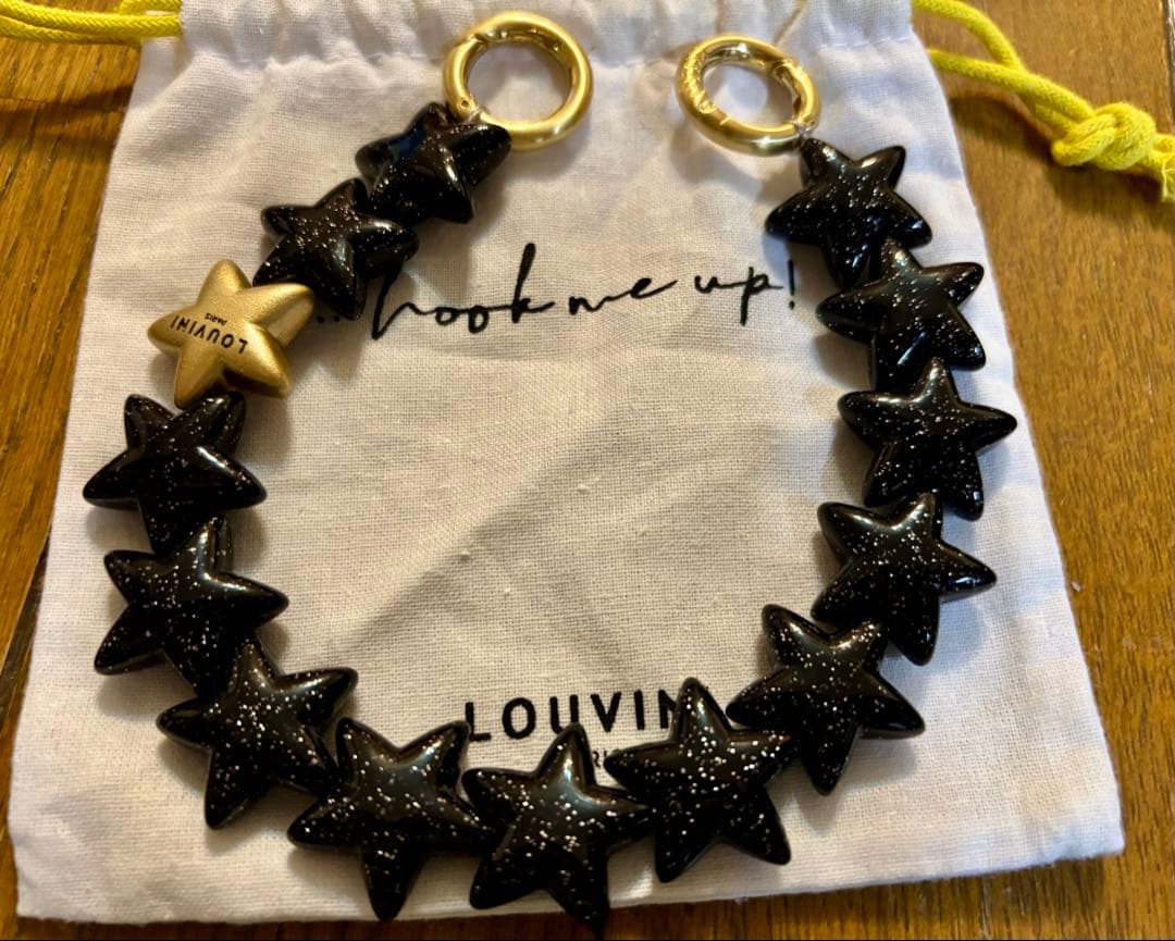 LOUVINI ハンドストラップ　PETIT ETOILE　BLACK