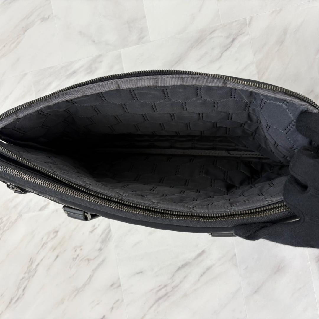 TUMI ビジネスバッグ Harrison シカモア スリム 極美品