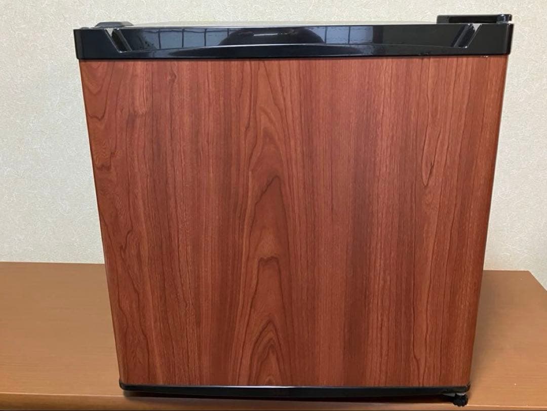 アイリスオーヤマ　2024年製　１ドア　小型セカンド　ミニ冷蔵庫46L
