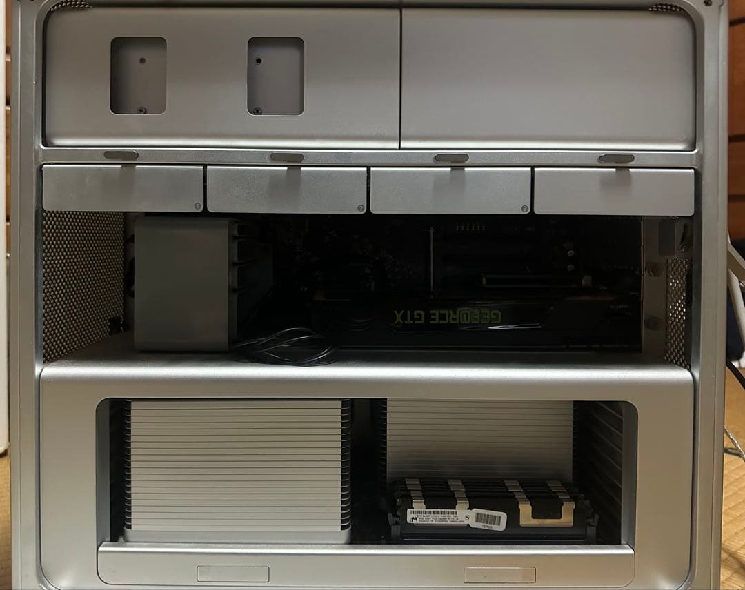 MacPro2009,3.33Ghz×2,64GB,GeForce GTX680