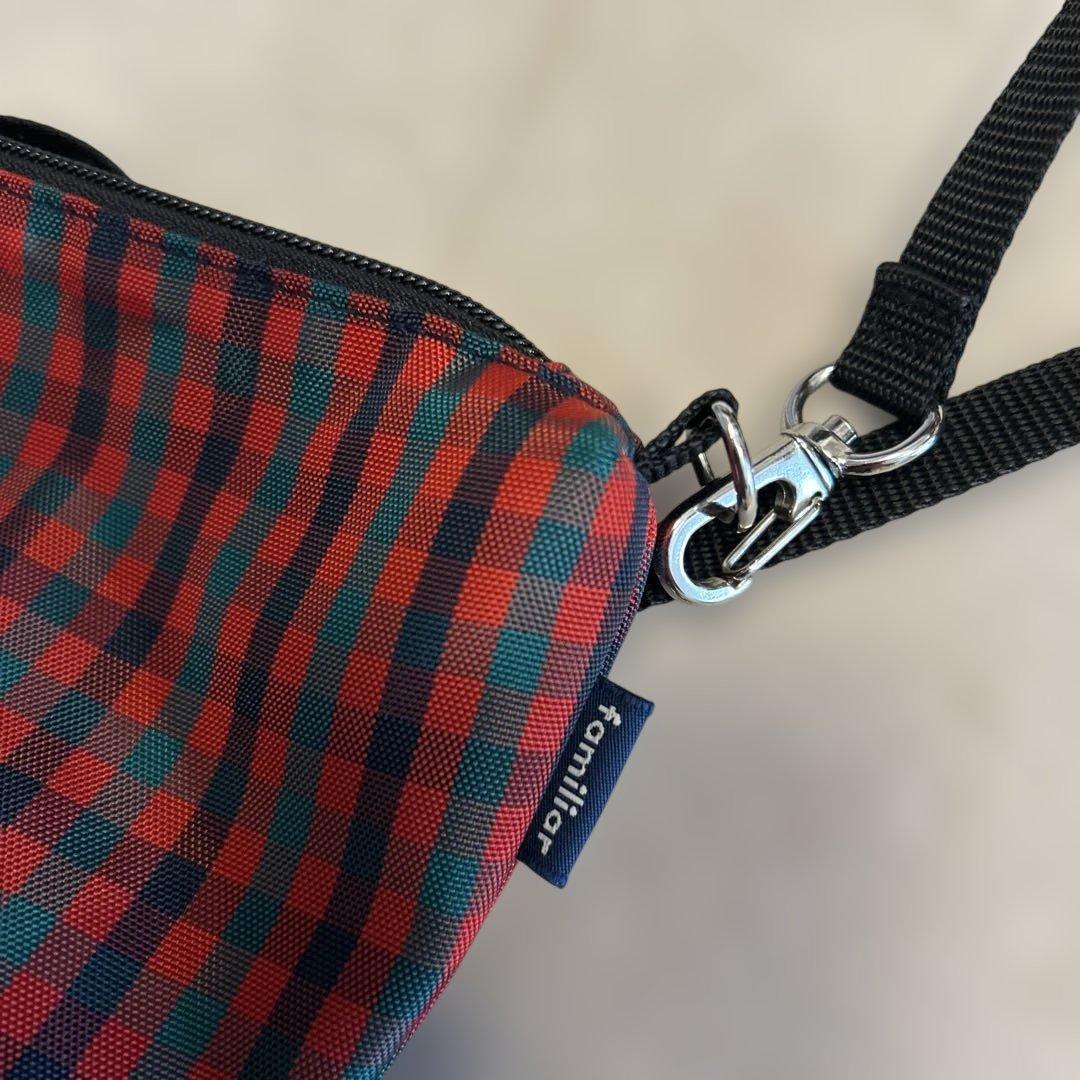 ファミリア 舟形ショルダーバック