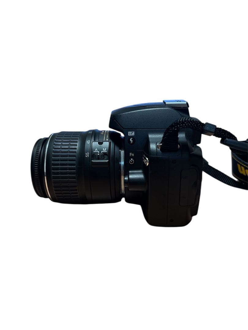 Nikon デジタル一眼レフカメラ 18-55mmレンズ付き　ジャンク品