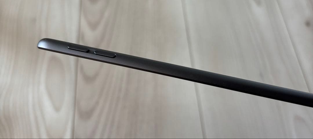 ビ*ー様 iPad Air 第3世代 64GB WIFIモデル A2152