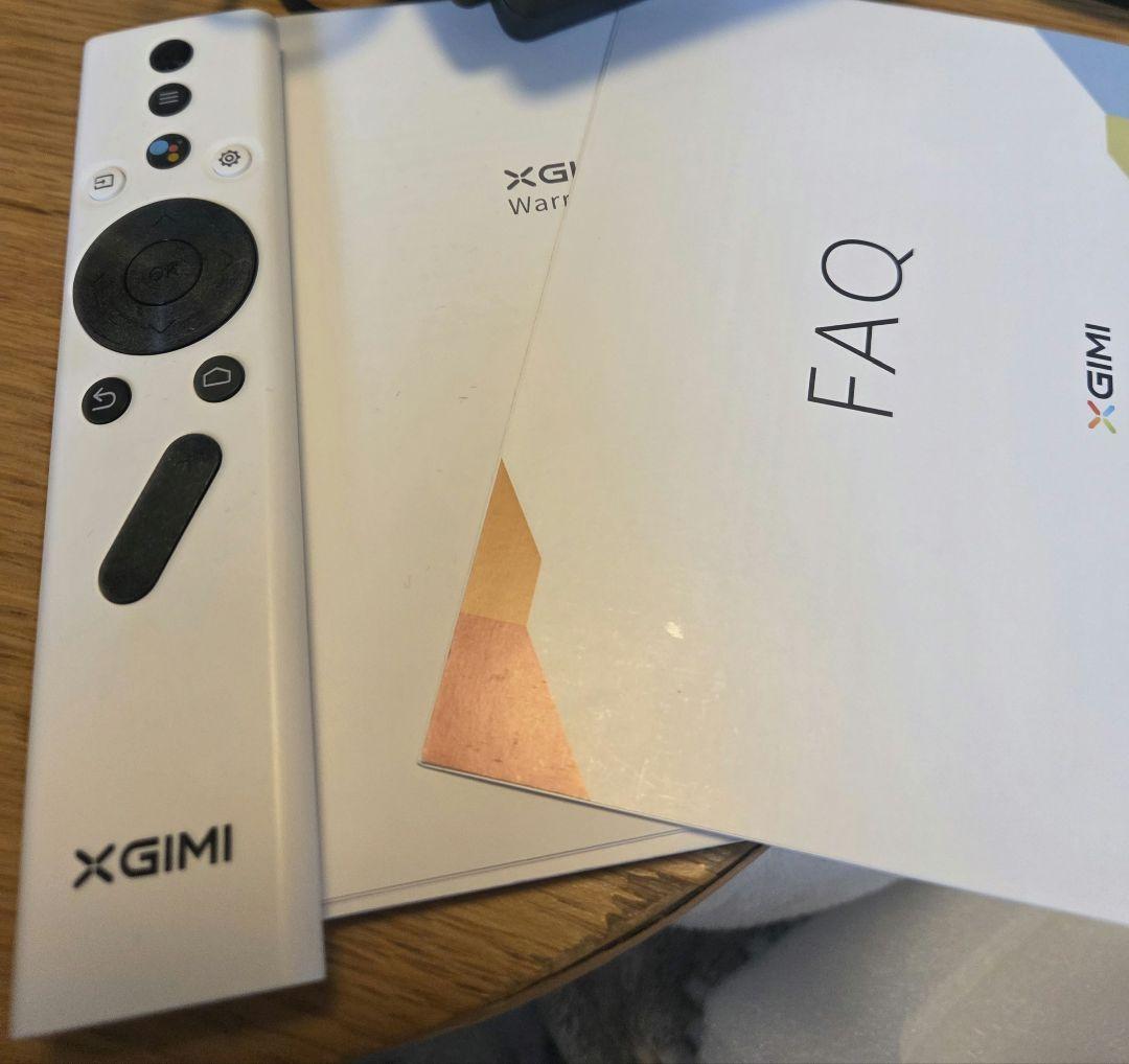 XGIMI HALO ポータブルプロジェクター　コード欠品