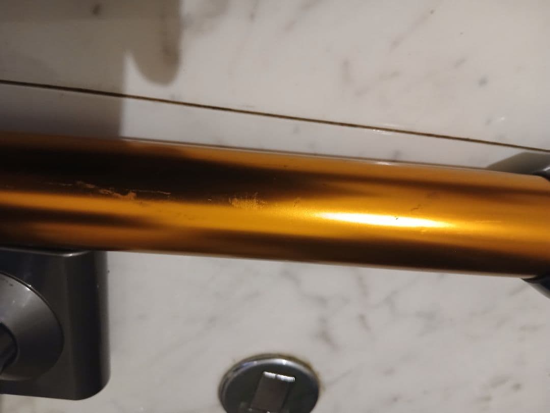 Dyson V10 SV12 本体＋ソフトローラーヘッド 付属品多数