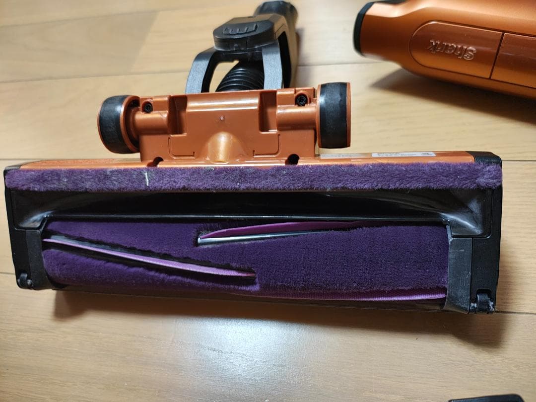 シャーク★コードレスクリーナー★CS651JOR★バッテリー新品と同等★